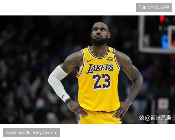 詹姆斯率湖人逆转取胜西部格局再起波澜季后赛争夺愈发激烈三强暗战升级
